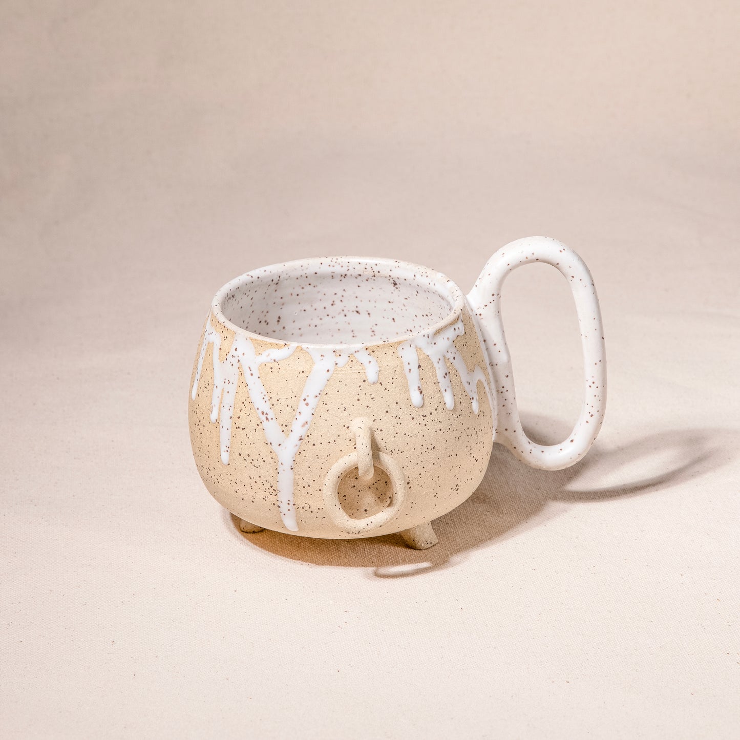 Speckled White Drip Chain Mug